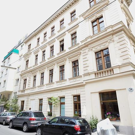 Traditional Apartments Vienna Tav - Entire ภายนอก รูปภาพ