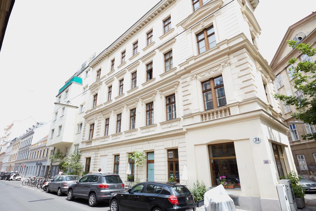 Traditional Apartments Vienna Tav - Entire ภายนอก รูปภาพ