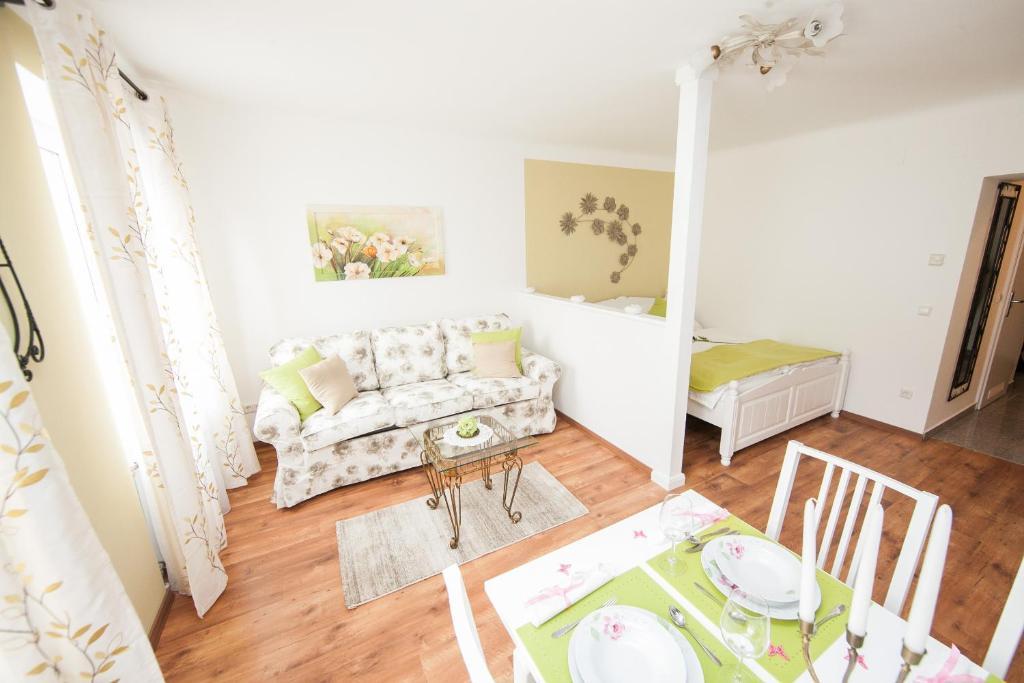 Traditional Apartments Vienna Tav - Entire ภายนอก รูปภาพ